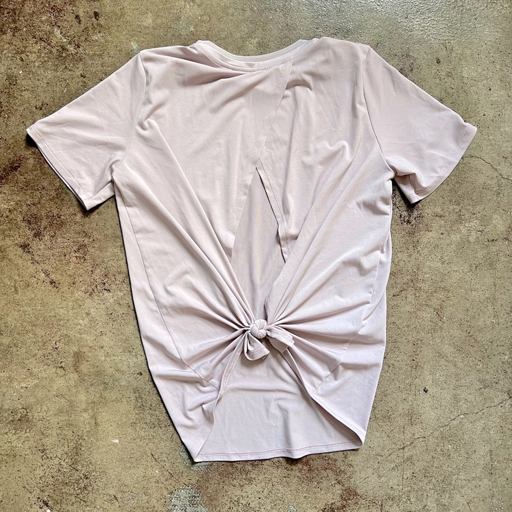 Fabletics Split Back Tee (2) - image 5